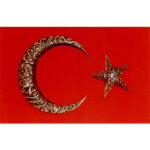 el işçiliği ile bayrak ay yıldız